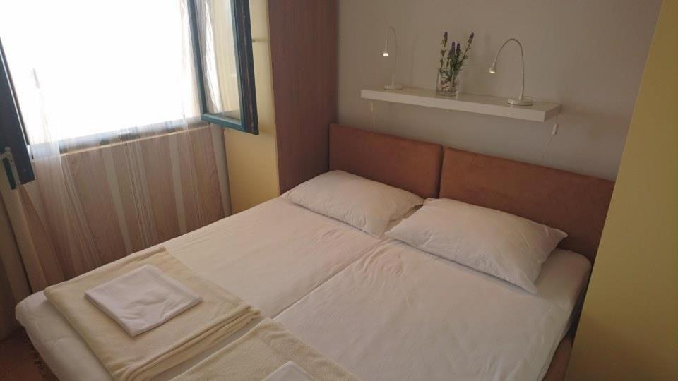 Sunset Apartmani Ždrelac Екстериор снимка