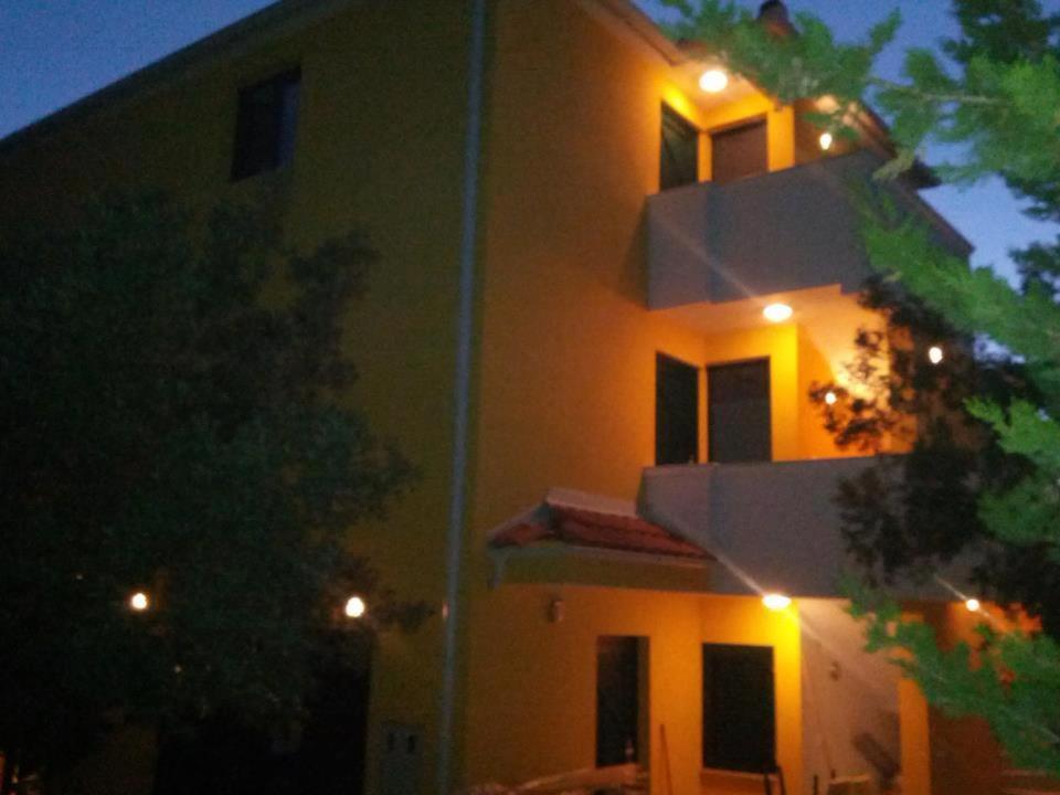 Sunset Apartmani Ždrelac Екстериор снимка
